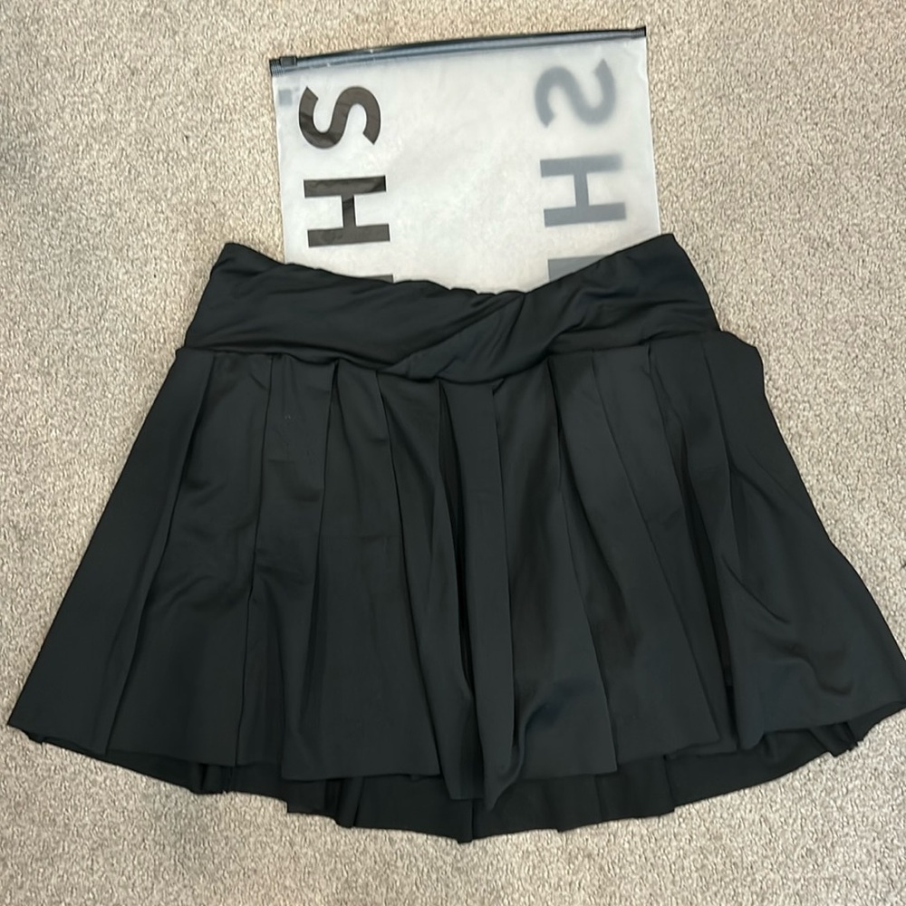 SHEIN Sport Wide Waistband Skort - Size Medium